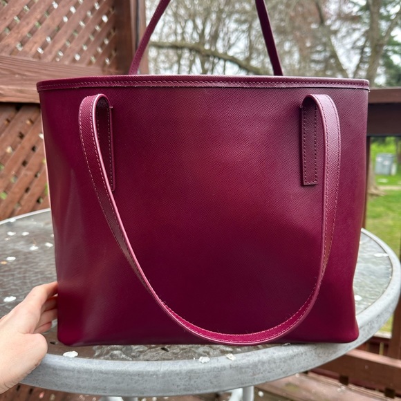 Tad baker. Like new - Picture 3 of 9